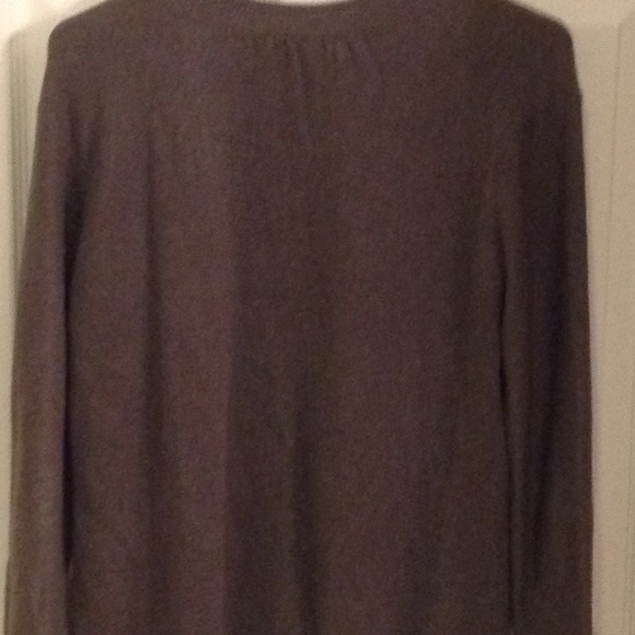 Sweater - Picture 4 of 4